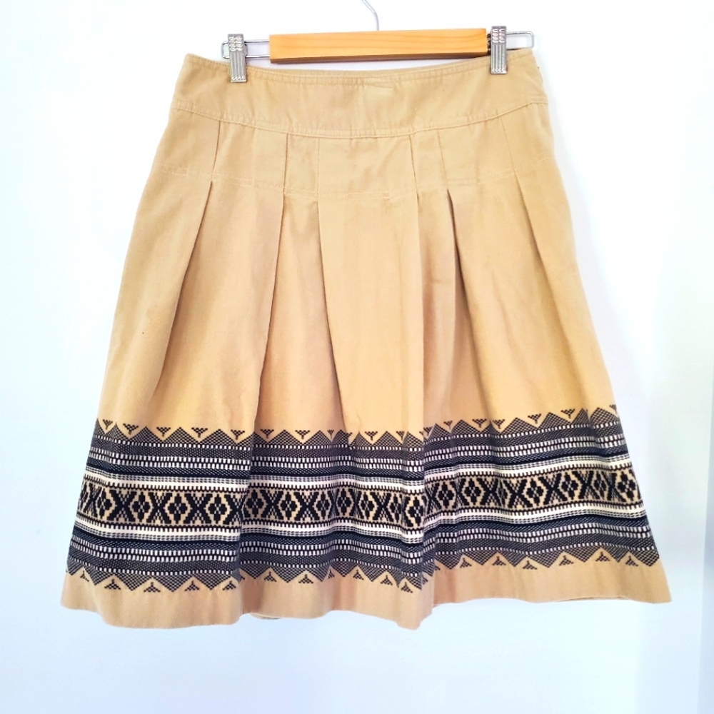 LOFT 2 Pleated Velvety Tan Pleated Skirt Knee Length Black Geo Boho Print NWOT